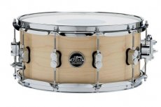 DW drums performance lacquer maple snare 13"x7"